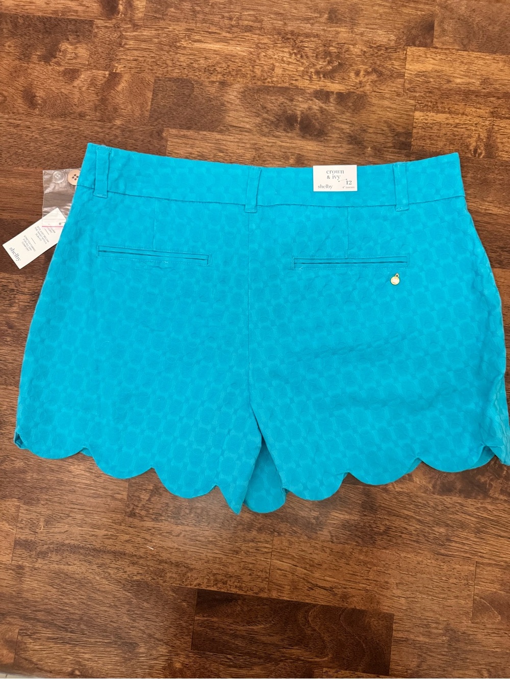 crown & ivy Teal Scalloped Hem High Waist Shorts - Picture 2 of 6